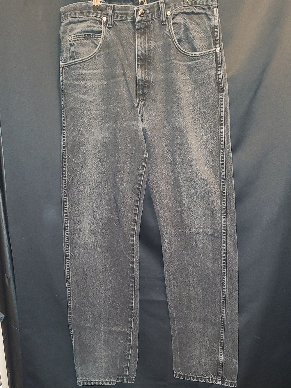 Vintage 90's Men's Faded WRANGLER Black Straight-Leg Jeans